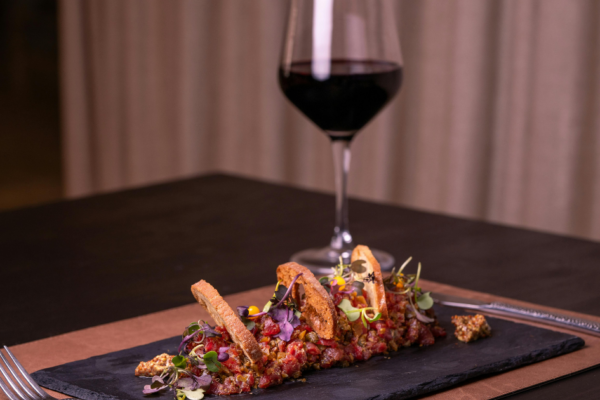 can restaurants serve alcohol on Sunday